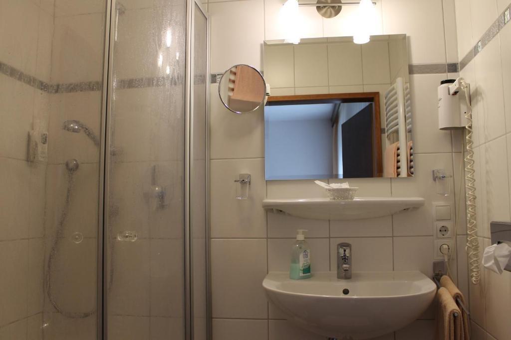 Hotel Pohl Kinheim Phòng bức ảnh